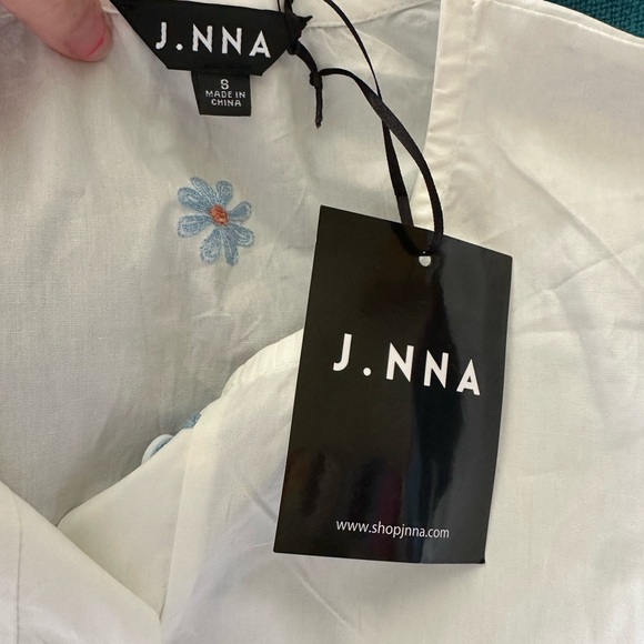 White Floral Women's Top - Picture 4 of 5